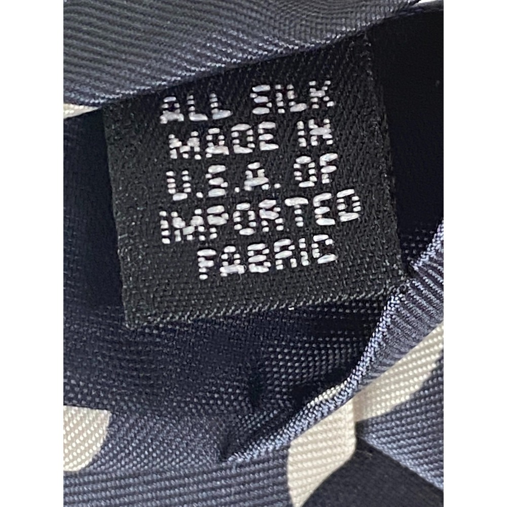 Van Heusen 417 Mens Tie Navy Blue White Polka Dot Silk Classic Business 56x4 - Picture 4 of 5